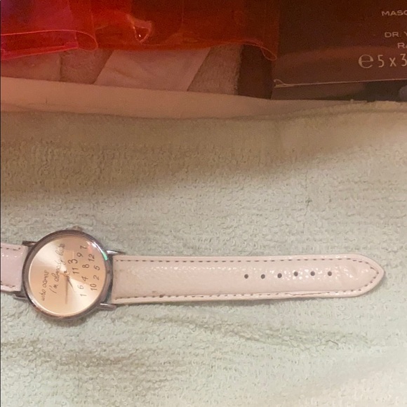 watch - Picture 3 of 3